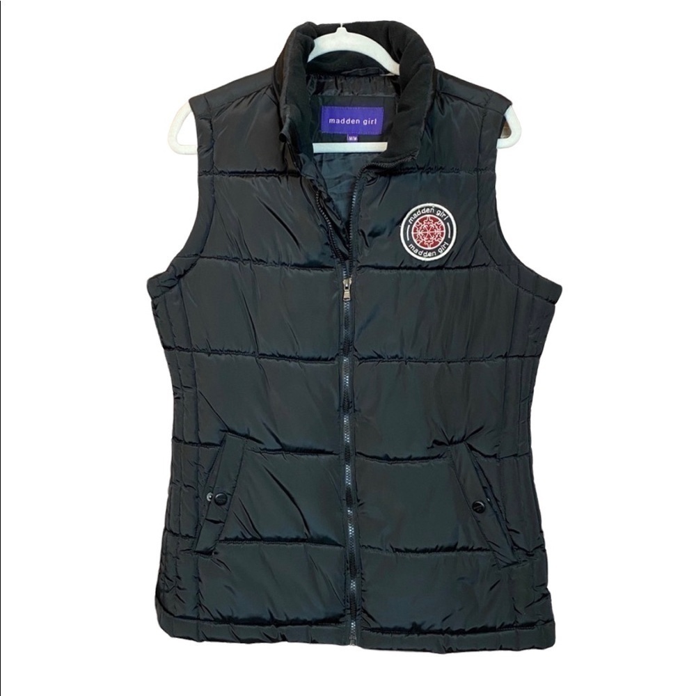 𝅺MADDEN GIRL Black Puffer Vest